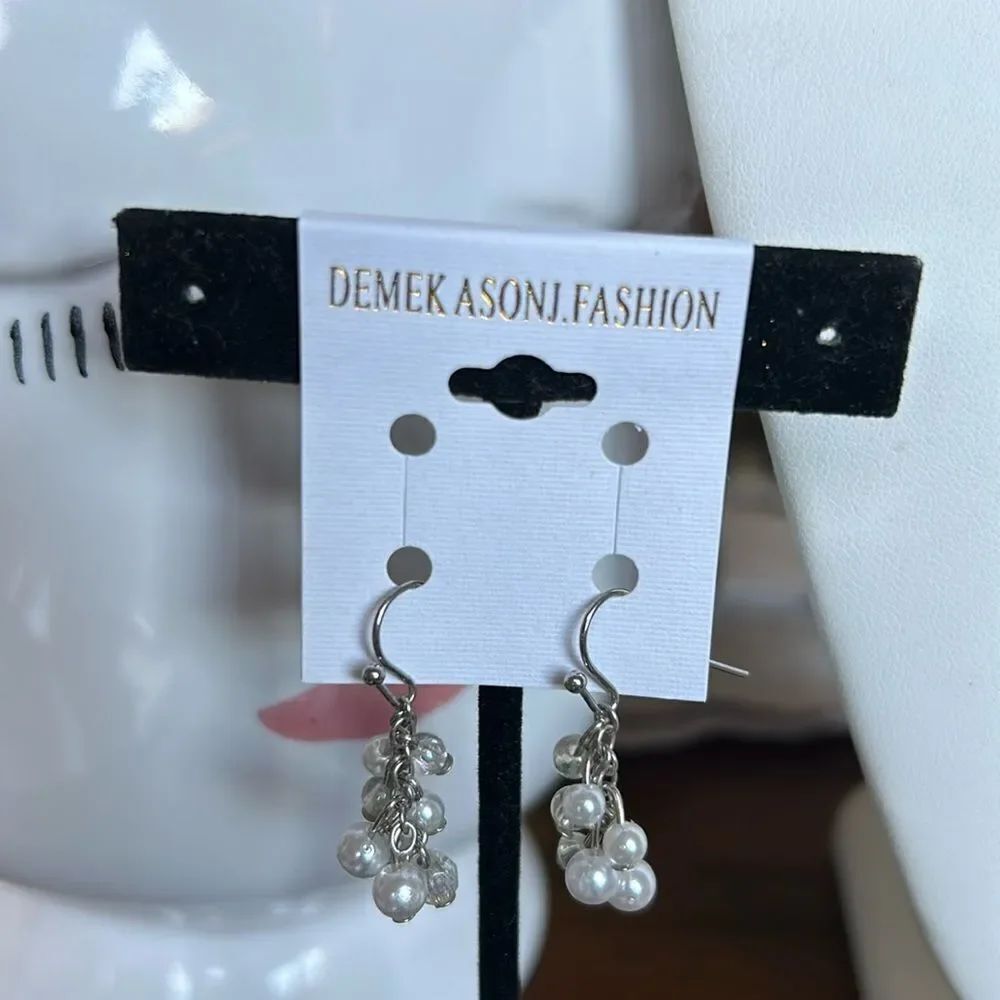 Demek Aston J Fashion Earrings Faux pearls crystals silver NWT with dust bag